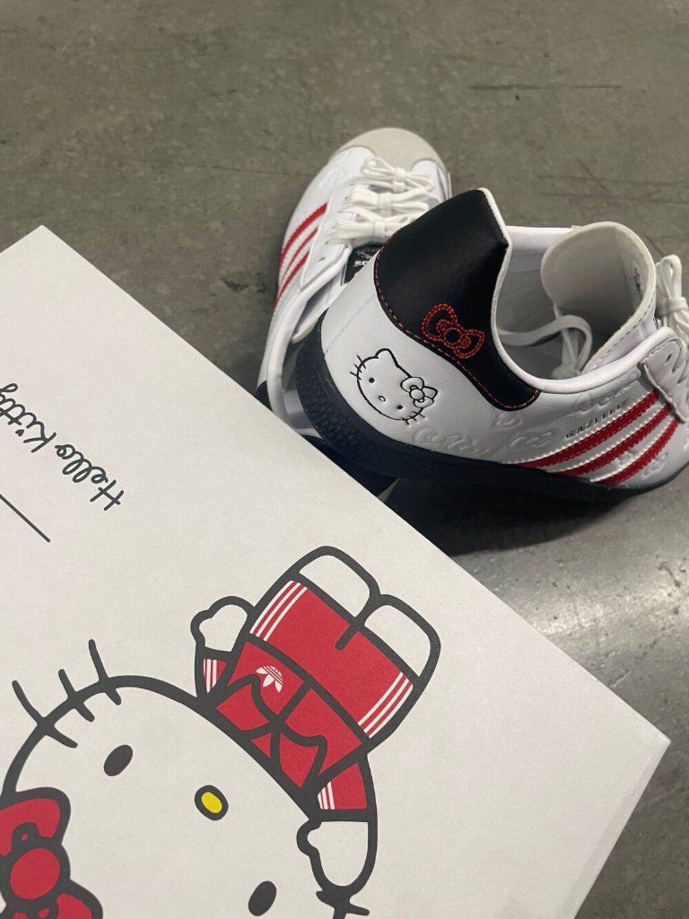 Adidas x Hello Kitty Gazelle Sneaker - Picture 3 of 5